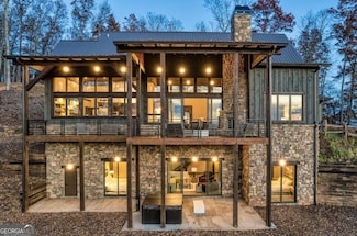 18 Wawayanda Dr, Mineral Bluff, GA 30559