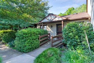 1253 Branchlands Dr, Charlottesville, VA 22901