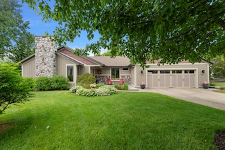 6553 W Via Vista Ct NE, Rockford, MI 49341