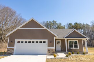 13031 Spruce Ridge Dr NE, Gowen, MI 49326