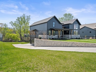 644 Fanning Bend Dr, Winchester, TN 37398