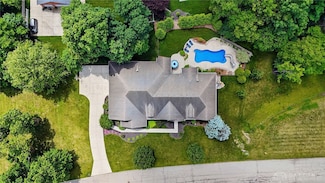 655 Devanshae Ct, Hamilton, OH 45013