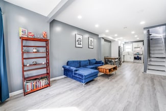 141 Van Horne St, Jersey City, NJ 07304