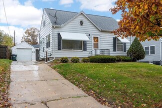 1025 33rd St SE, Cedar Rapids, IA 52403