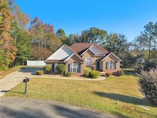 171 Harrison Hill Ct, Deatsville, AL 36022
