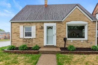 2302 S 75th St, Milwaukee, WI 53219