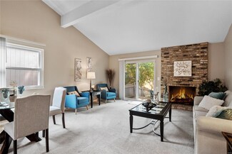 905 Chestnut Ridge Rd, Ballwin, MO 63021