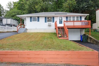 125 Wolcott St, Manchester, NH 03103