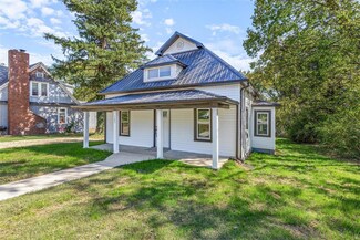 105 N Coffman St, Park Hills, MO 63601