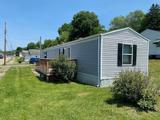 301 E Main St, Paden City, WV 26159