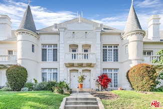 6053 Scenic Ave, Los Angeles, CA 90068