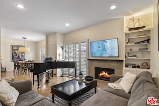 1655 Greenfield Ave Unit 16, Los Angeles, CA 90025