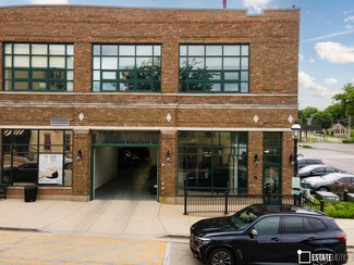 110 N 2nd St Unit 2, West Dundee, IL 60118