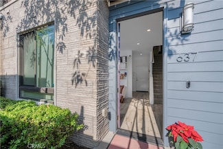 637 Cardiff Reef, Costa Mesa, CA 92627