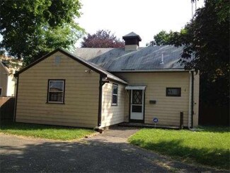 2 Mill St, Beverly, MA 01915