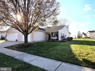 6746 Seneca Ridge Dr, York, PA 17403