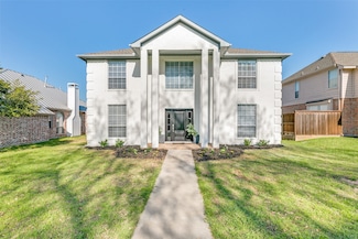 1620 Greenway Dr, Plano, TX 75075