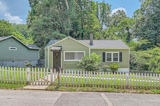 1744 S Olympian Way SW, Atlanta, GA 30310