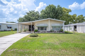 6027 Grand Oaks Dr SE, Winter Haven, FL 33884