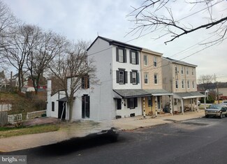 157 Poplar St, Spring City, PA 19475