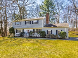 27 Alpine Rd, Trumbull, CT 06611