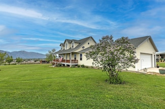 1206 Ambrose Creek Rd, Stevensville, MT 59870