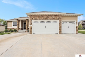 8903 S 31st St, Lincoln, NE 68516