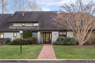21 Shadow Farm Way, Wakefield, RI 02879