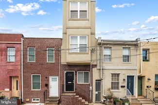 1112 S Alder St, Philadelphia, PA 19147