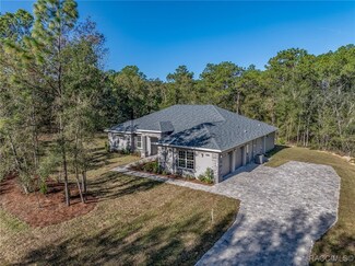 5924 N Rosebark Way, Beverly Hills, FL 34465