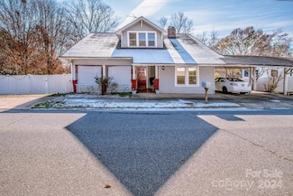 241 4th Ave N, Taylorsville, NC 28681