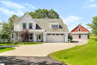 4588 N Highway 14, Greer, SC 29651