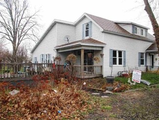 1314 E 10th St, Muncie, IN 47302
