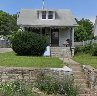1612 Topping Ave, Kansas City, MO 64126