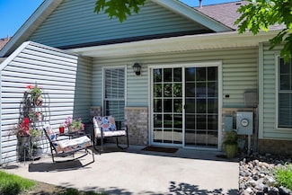 765 Rockford Ave E, Delano, MN 55328