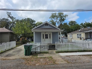 452 Eiseman St, Marrero, LA 70072