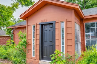 1822 Cranford Dr, Garland, TX 75041