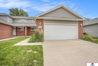 270 S 77th St, Lincoln, NE 68510