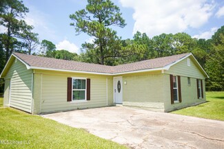 4101 Washington Dr, Moss Point, MS 39563