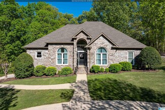 6717 Clear Creek Cir, Trussville, AL 35173