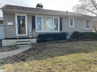 2115 Williams St, Burlington, IA 52601
