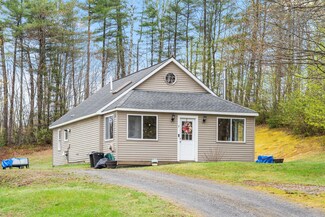 7 Silas Burbank Dr, Belgrade, ME 04917