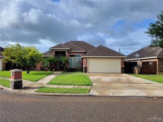 5107 W Crown Point St, Edinburg, TX 78541