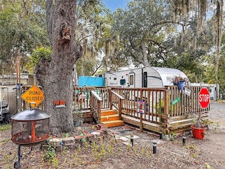 25184 NE 143rd Place, Lake Kerr, FL 32134