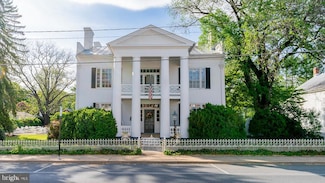 111 S Main St, Bridgewater, VA 22812