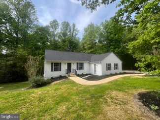 27255 Farmington Ct, Mechanicsville, MD 20659