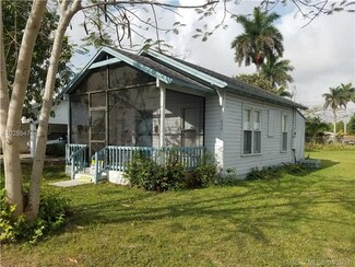 638 NW 6th Ave, Homestead, FL 33030