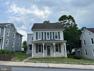 266 W Main St, Dallastown, PA 17313