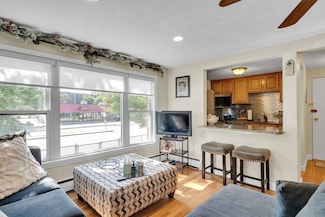 150 Main St Unit 8, Stoneham, MA 02180