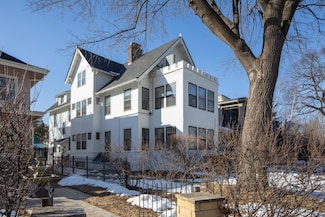2300 Irving Ave S Unit 2, Minneapolis, MN 55405